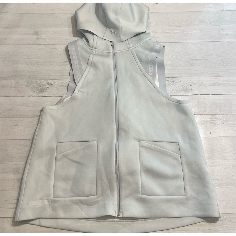 Under‎ Armour Women's Size Large grey Full Zip Sleeveless Hooded Jacket